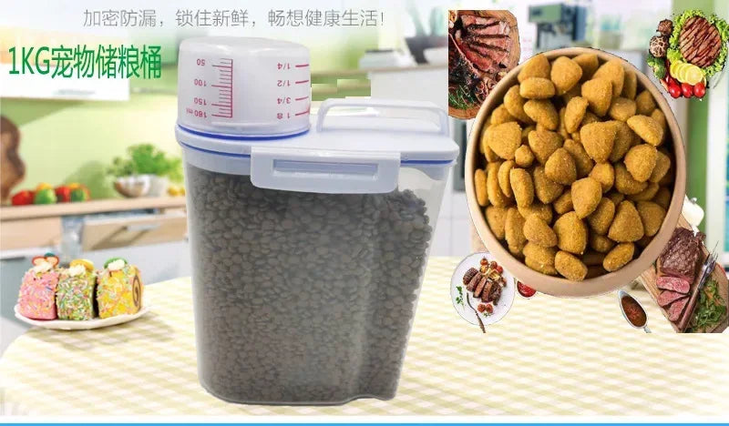 1.5kg/2kg Pet Food Storage Pail – Moisture-Proof Plastic Container with Measuring Cup for Dogs & Cats